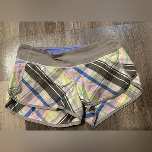 Lululemon Speed Shorts Size 6